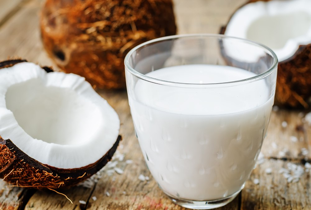 Benefits of Coconut Milk For Hair