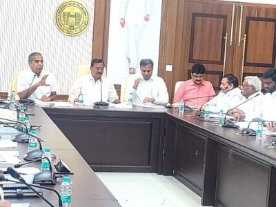 State Agriculture Minister Singireddy Niranjan Reddy participated in the first review conducted in the meeting hall of the Ministry of Agriculture office in Dr. BR Ambedkar's new secretariat