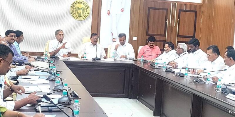 State Agriculture Minister Singireddy Niranjan Reddy participated in the first review conducted in the meeting hall of the Ministry of Agriculture office in Dr. BR Ambedkar's new secretariat