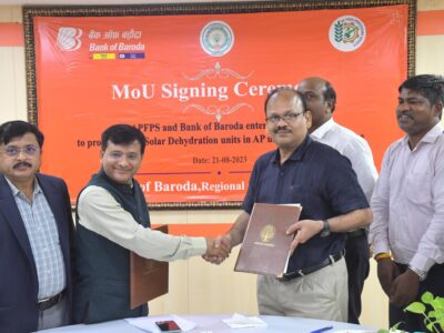 AP Food Processing Society CEO L. Sridhar Reddy and Bank of Baroda DGM Chandan Sahoo at the signing of an MoU for expansion of solar dehydration units, in Vijayawada on Monday